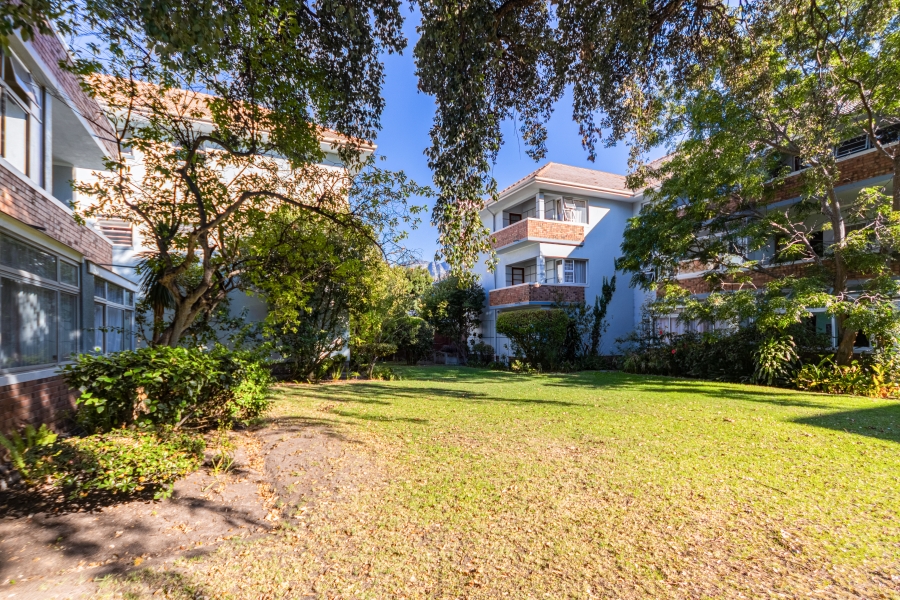 1 Bedroom Property for Sale in Kenilworth Western Cape